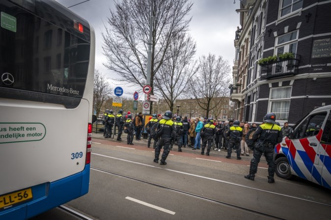 58 mensen aangehouden bij protest Museumplein in Amsterdam