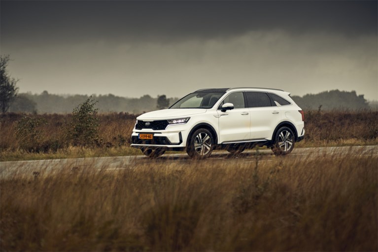 Is vierde generatie Kia Sorento groot of groots?