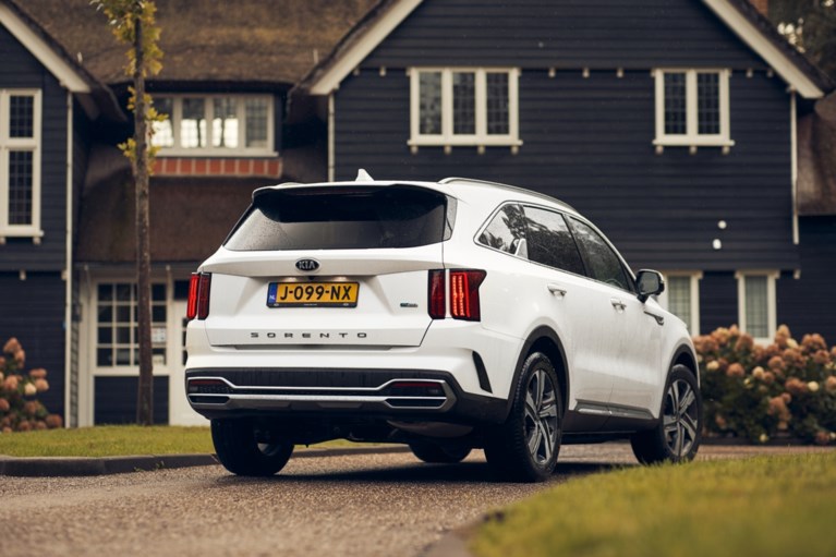 Is vierde generatie Kia Sorento groot of groots?