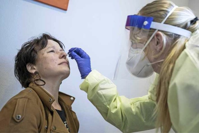 Weer meer mensen in ziekenhuis, minder nieuwe besmettingen