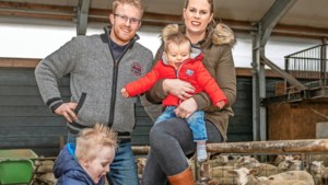 Ex-deelnemers Jan en Rianne uit ‘Boer zoekt Vrouw’ geven Texel op voor Denemarken 