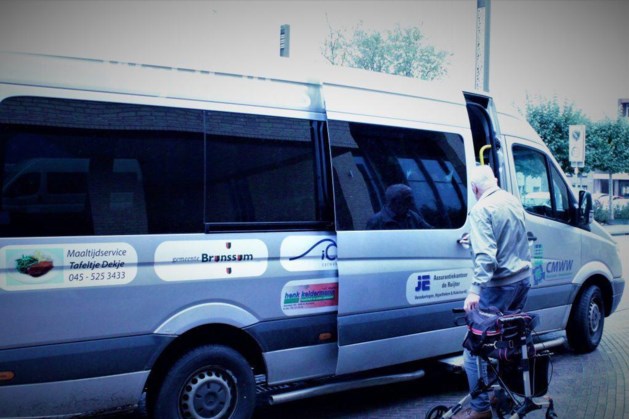 CMWW zoekt chauffeurs die als vrijwilliger op de wijkbelbus willen rijden