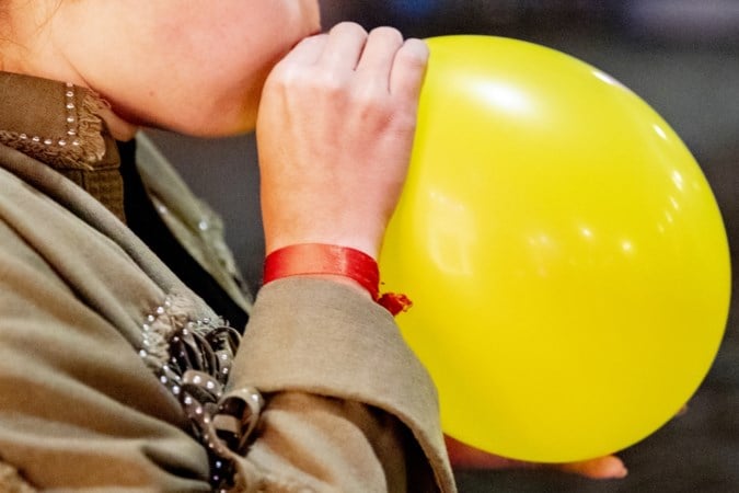 Lachgasverbod uitgesteld omdat handhaving te veel kost