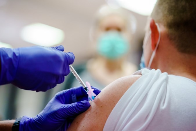 Stand van zaken na drie maanden vaccinatie, ongeveer 2,7 miljoen prikken gezet