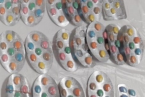 700 tabletten in beslag genomen bij Aken, smokkelaars later voor de rechter