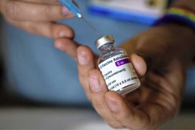 Experts over AstraZeneca: Prik door!