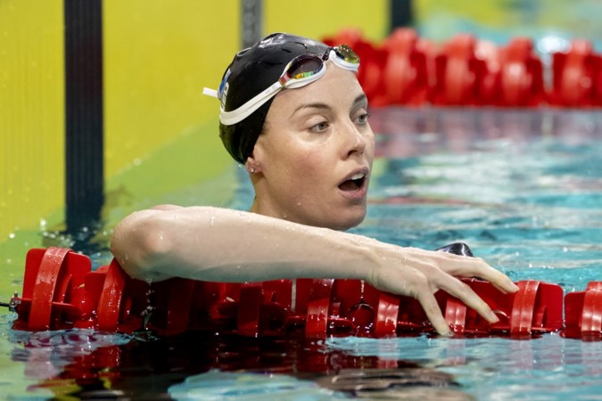 Zwembad vol tranen: Femke Heemskerk verpulvert olympische droom Valerie van Roon