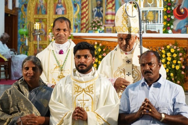 Toekomstig kapelaans Maastricht en Simpelveld in India tot priester gewijd