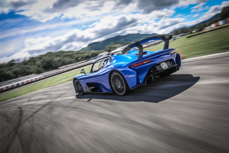 Dallara Stradale: gejaagd door de wind