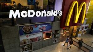 McDonald’s geeft personeel weerbaarheidstrainingen na kritiek over intimidatie op de werkvloer