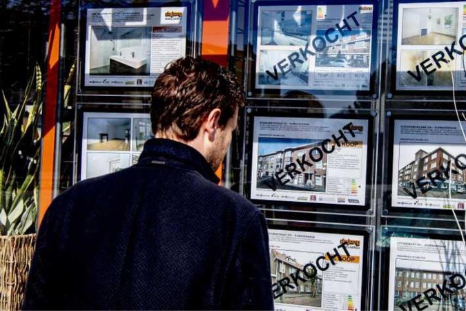 Woningprijs knalt 15 procent omhoog: ‘Ongekend en absurd’