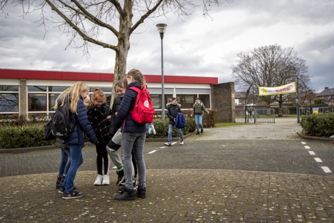 Sluiting van basisscholen in Kelpen-Oler en Heibloem wordt één jaar uitgesteld, mits Leudal de portemonnee trekt