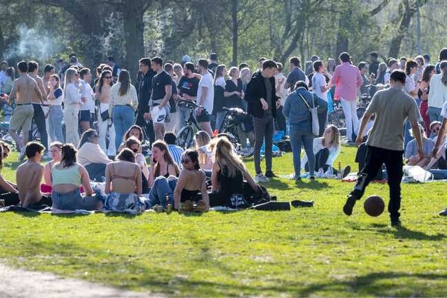 Weekend begint zonnig en droog, maar niet bijzonder warm