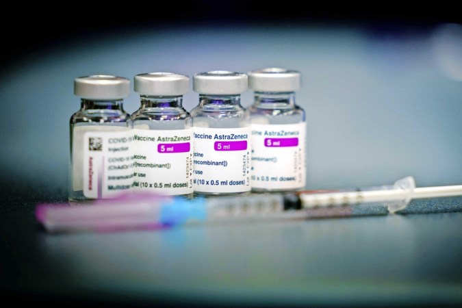 ‘EU koopt mogelijk geen AstraZeneca-vaccins meer’ 