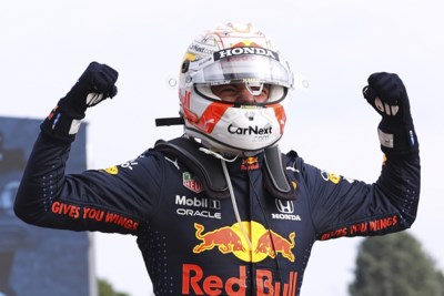 Opgetogen Max Verstappen: ‘Het was heel uitdagend’