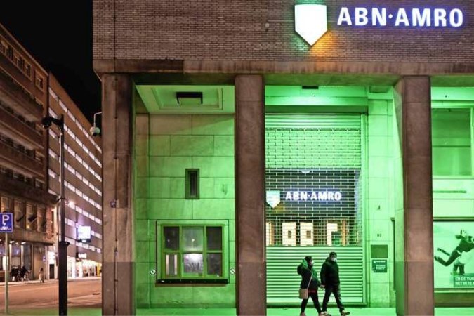 Witwasboete van 480 miljoen euro voor ABN AMRO; oud-bestuursleden, onder wie Gerrit Zalm, worden mogelijk vervolgd