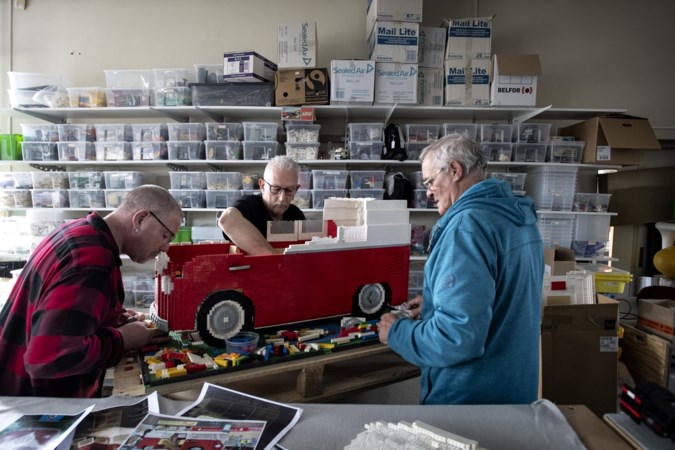 Geert (57) en zijn vrienden bouwen graag met Lego: ‘Iets voor kinderen? Dat is achterhaald’