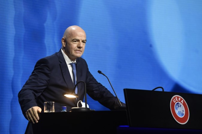 FIFA-voorzitter Gianni Infantino waarschuwt Super Leagueclubs: je bent erin of eruit