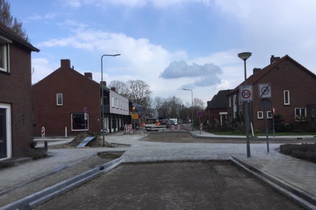 Herinrichting kruising Moesemanstraat-Kapelaniestraat in Nederweert bijna klaar