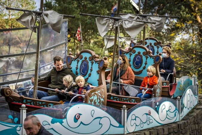 Te weinig aanmeldingen: De Efteling gaat zaterdag niet open voor testevenement