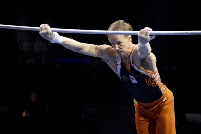 Epke Zonderland kan leven met vroegtijdige uitschakeling op EK turnen: ‘Ik ben nu beter in vorm dan voor de geboorte’