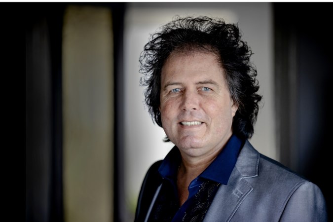 Roddels uit de showbizzwereld: is René le Blanc een wolf in schaapskleren en waarom is Ron Brandsteder zo mager?