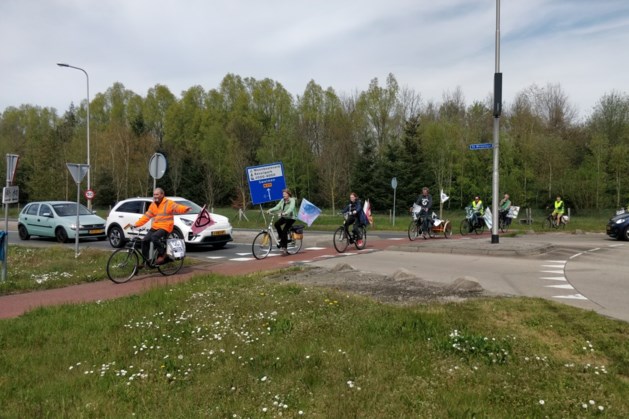 Extinction Rebellion vraagt met fietstocht in Roermond actie voor het klimaat