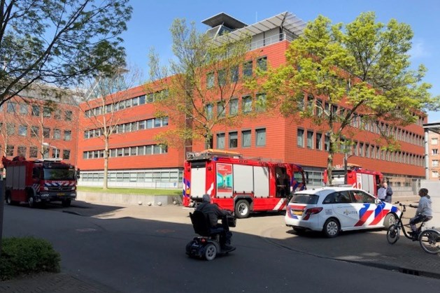 Rookontwikkeling: Brandweer rukt uit naar gebouw Rijkswaterstaat in Maastricht