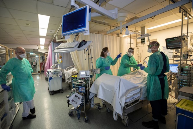 Coronadruk op Limburgse ziekenhuizen blijft groot: vorige week ruim tweehonderd nieuwe opnames