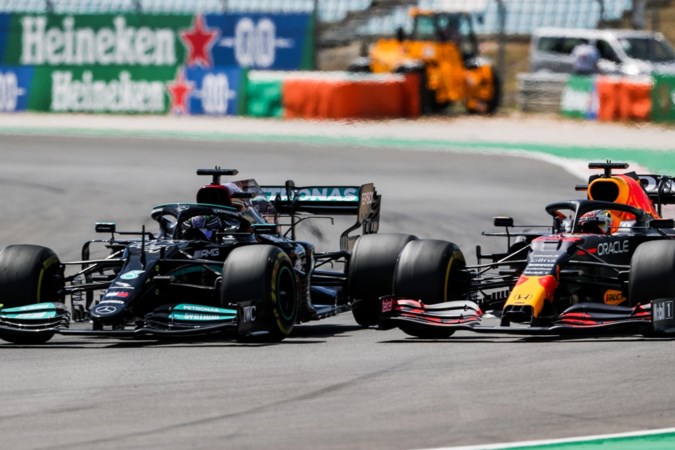 Teambaas Red Bull over straffen voor Verstappen: ‘Hebben ons meer pijn gedaan dan de mensen zich realiseren’