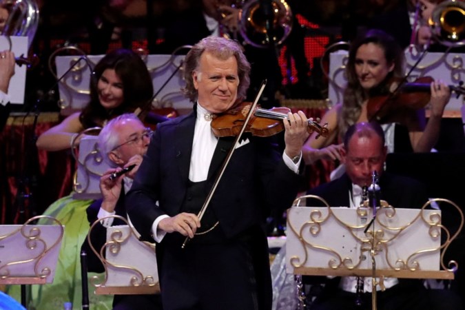 Verse roddels uit showbizzland: waarom André Rieu de Formule 1 in de keuken kijkt en Claus-Casimir ‘in de fout’