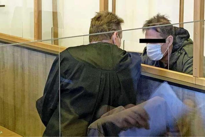 Huilende getuigen vertellen over verschrikkingen bij zaak tegen sekteleider Wilri W.