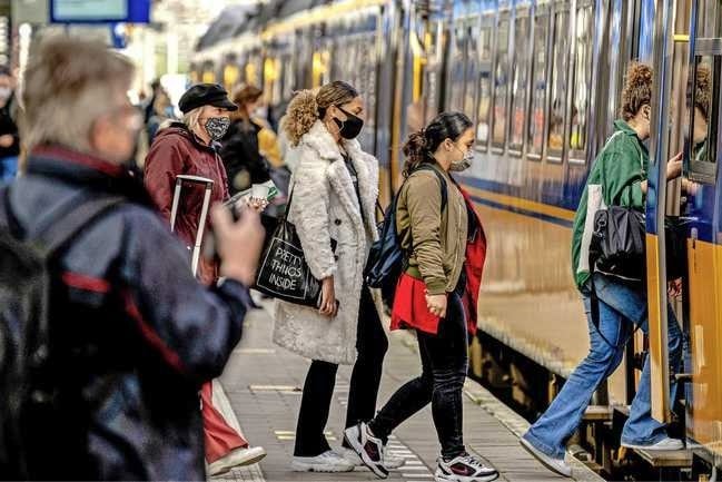 Stunten met treinkaartjes: NS wil reiziger weer terug in de coupé