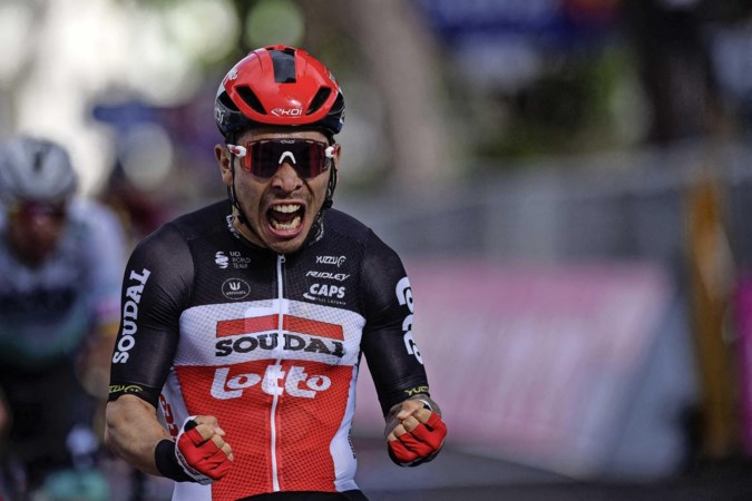 Sprintkoning Caleb Ewan pakt tweede zege in Giro d’Italia