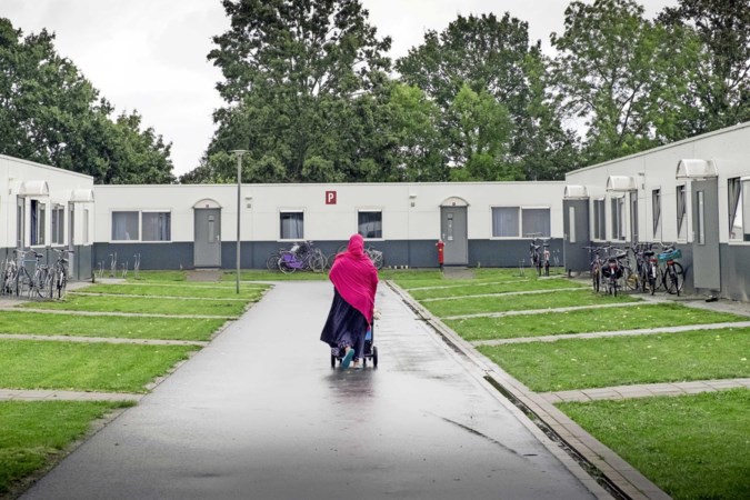 Asielzoeker met claimgeld betaalt amper mee aan opvang