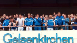 Bizarre ontknoping in Bundesliga, Schalke 04 waande zich in 2001 vier minuten kampioen: ‘We stonden als zombies naar de menigte te staren’