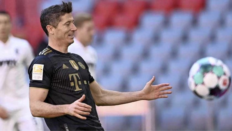 Werder Bremen degradeert, Lewandowski verbetert doelpuntenrecord uit 1972