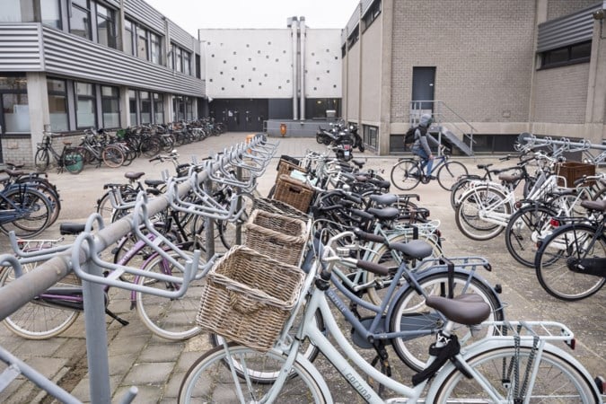 Commentaar: Rutte, open de scholen zo snel mogelijk. Sociale en psychische schade voor jongeren zijn ingrijpend