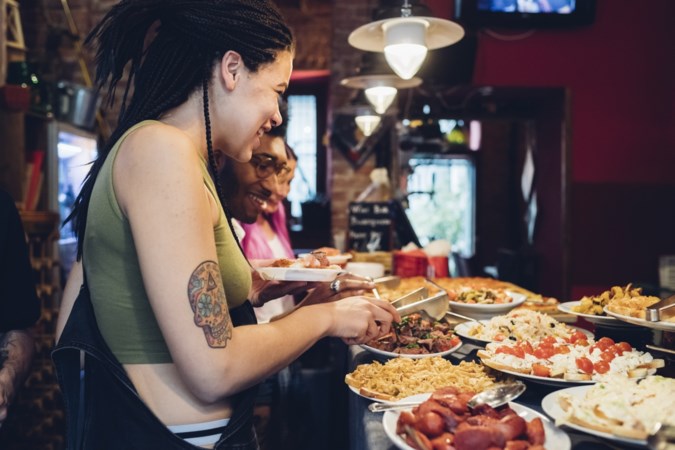 Zo bouw je een feestje: laat de foodtruck aanrukken en zet het speciaalbier koud