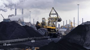 Tata Steel pakt overlast en uitstoot hoogovens IJmuiden veel sneller aan