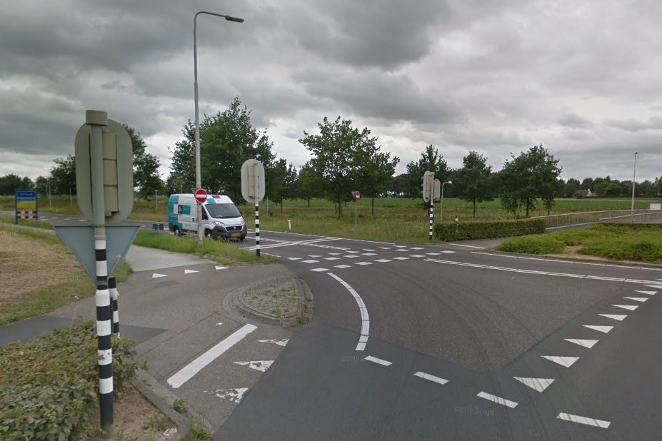 Taakstraf en rijontzegging voor man (61) die door rood reed en fietser schepte in #Sittard.