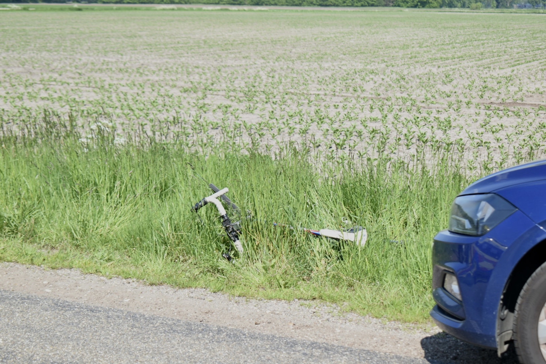 Wielertoerist met spoed naar ziekenhuis na val in Merselo - De Limburger