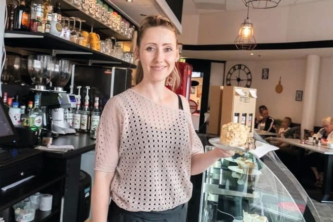 Annechien (36) heeft nu een inkomen van nul euro: ‘Ik kijk zeker vijf keer per dag op mijn rekening’