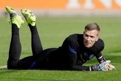 Kater bij Oranje na rigoureus besluit van De boer over Cillessen