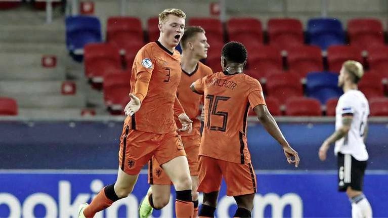 Schuurs scoort, maar Jong Oranje mist EK-finale
