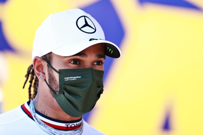 Hamilton kruipt in rol van underdog en noemt Baku een typisch Red Bull-circuit, maar hij heeft het mis