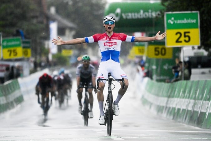 Van der Poel mag over eerste gele trui in Tour gaan nadenken