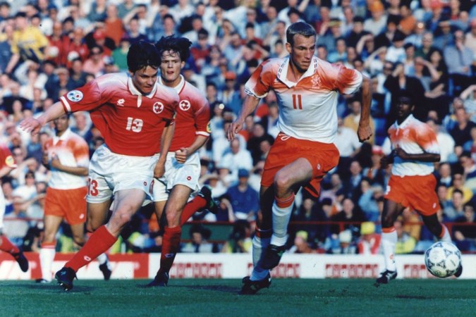 Peter Hoekstra beleefde met Oranje in 1996 dramatisch EK: ‘Na het moment met Edgar Davids was het toernooi eigenlijk al kapot’