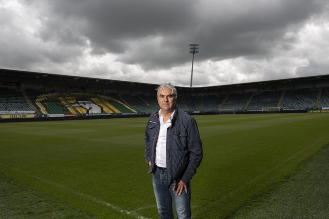 ‘Groundhopper’ Hans Douw bezoekt overal ter wereld voetbalstadions, heeft al duizenden middenstippen gezien
