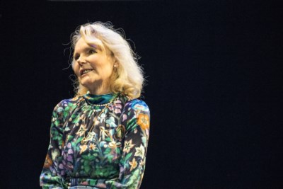 Zeven zussen-auteur Lucinda Riley (55) overleden